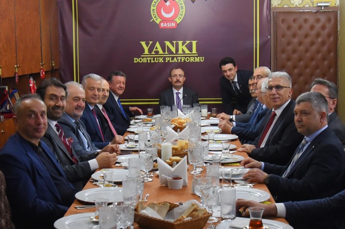 TİCARET BAKANI mehmet muş FATİH KAYA YANKI DERGİSİ ticaret bakanı (1)